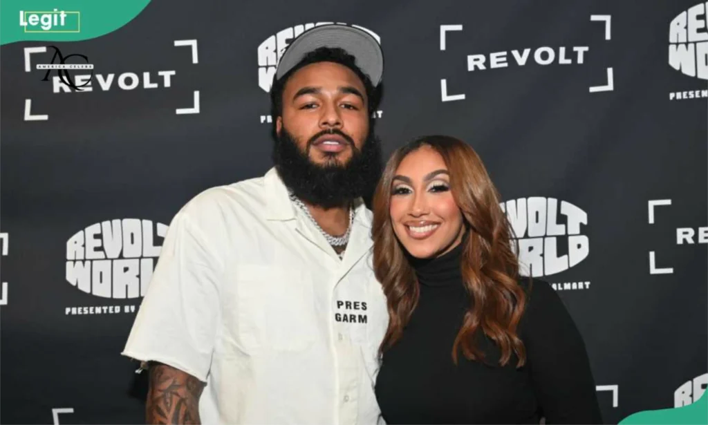 Queen naija relationship with Clarence White